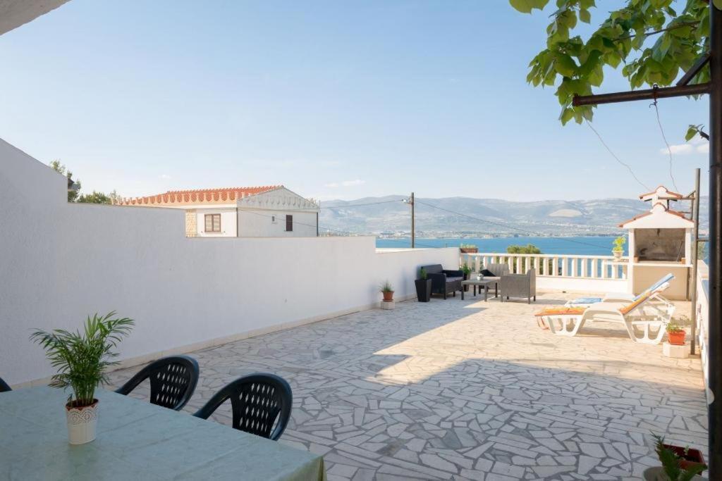 Ferienwohnung In Arbanija Mit Meerblick, Balkon, Klimaanlage, W-Lan 5137-1 تروغير المظهر الخارجي الصورة